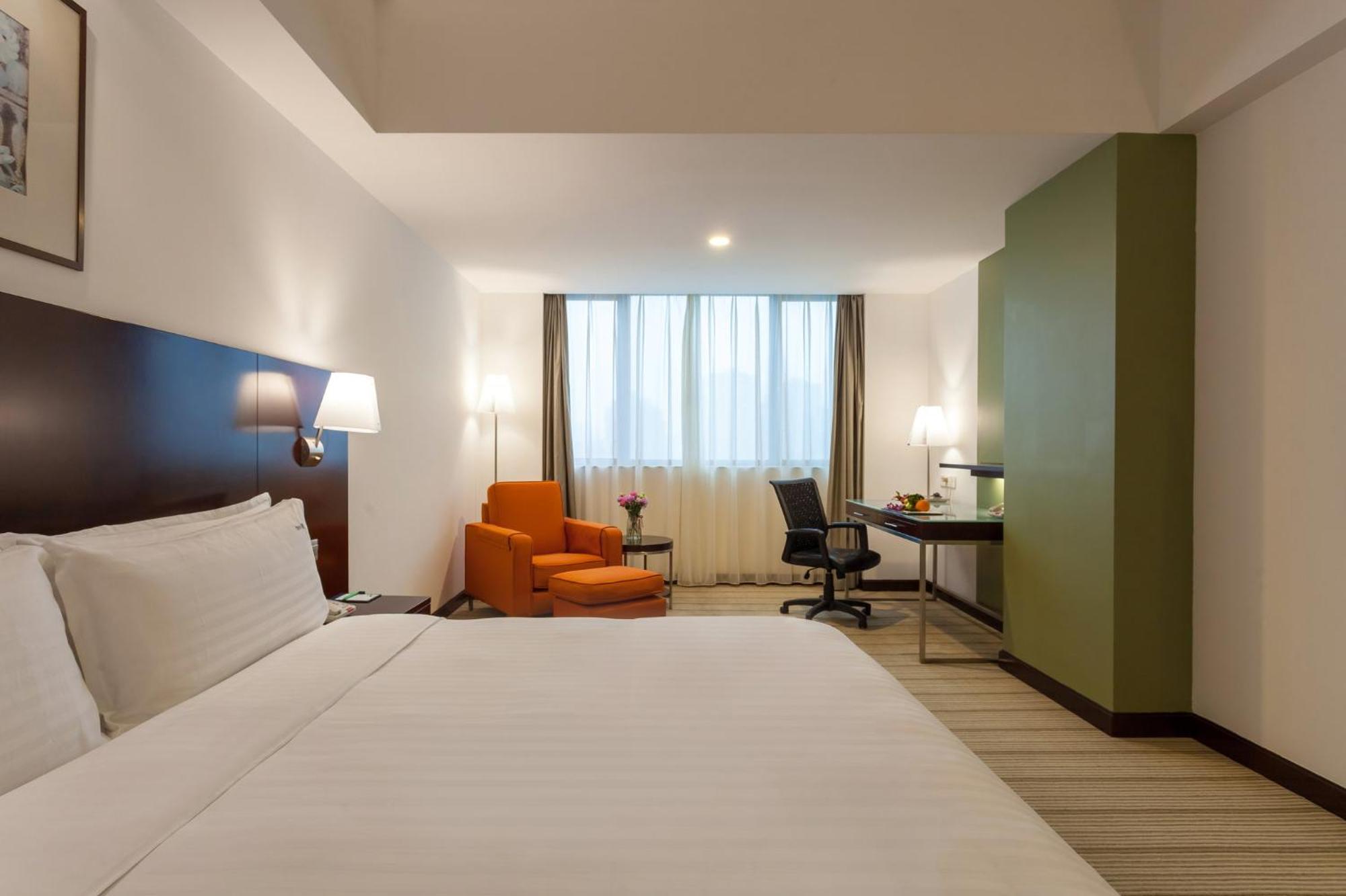 Holiday Inn Shanghai Vista By Ihg Exterior photo